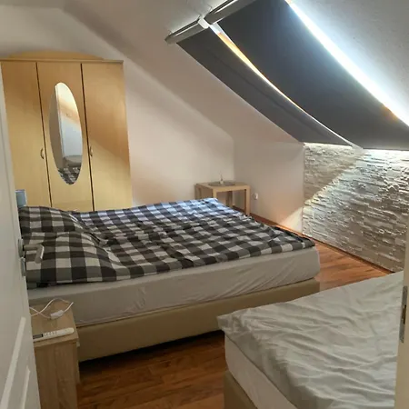 Apartment Dorina Apartman *