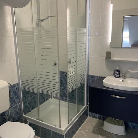 Dorina Apartman Apartment *